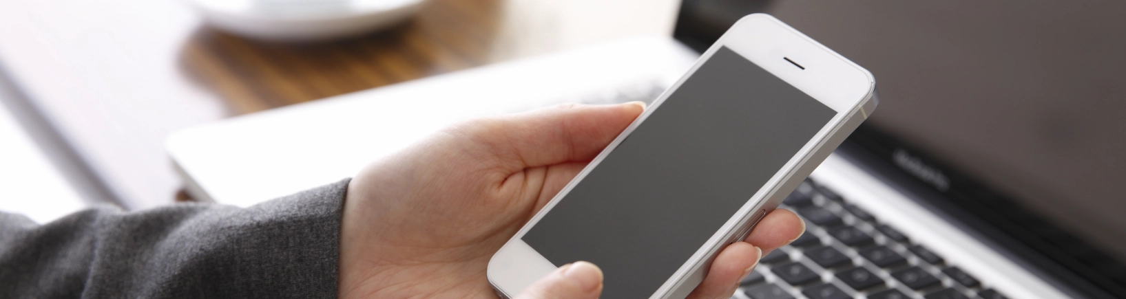 CONTACT US 私たちについて